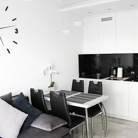Apartament Wroclaw Centrum Galeria Magnolia מראה חיצוני תמונה
