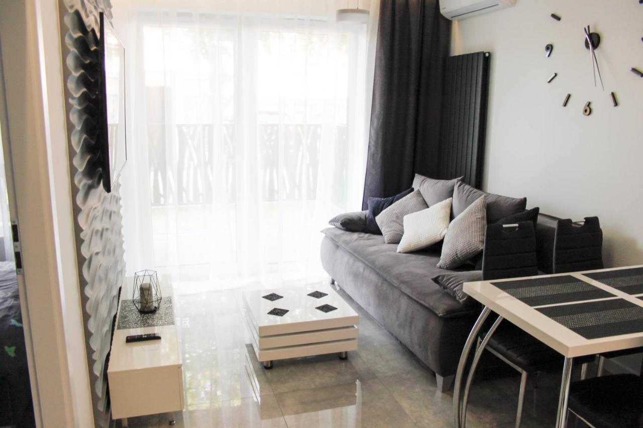 Apartament Wroclaw Centrum Galeria Magnolia מראה חיצוני תמונה